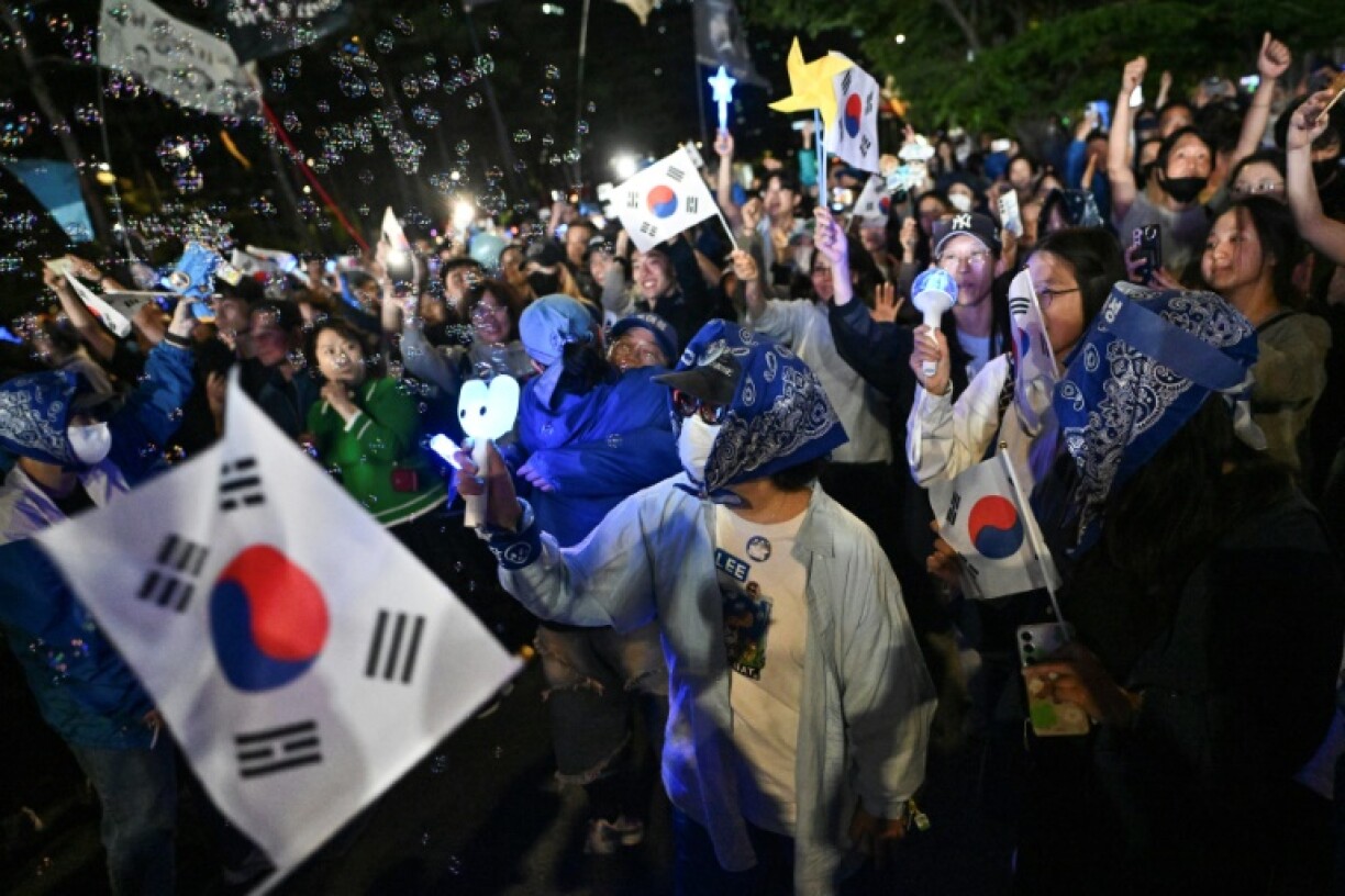 Lee supporters were jubilant as they awaited final election results overnight in Seoul