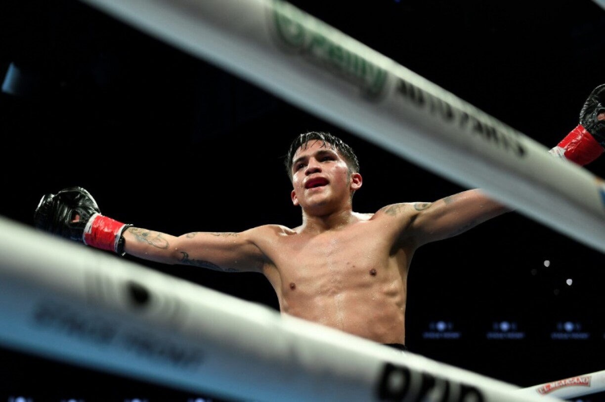 Unbeaten American Jesse Rodriguez stopped South African Phumelele Cafu in the 10th round to unify the WBC and WBO super flying titles