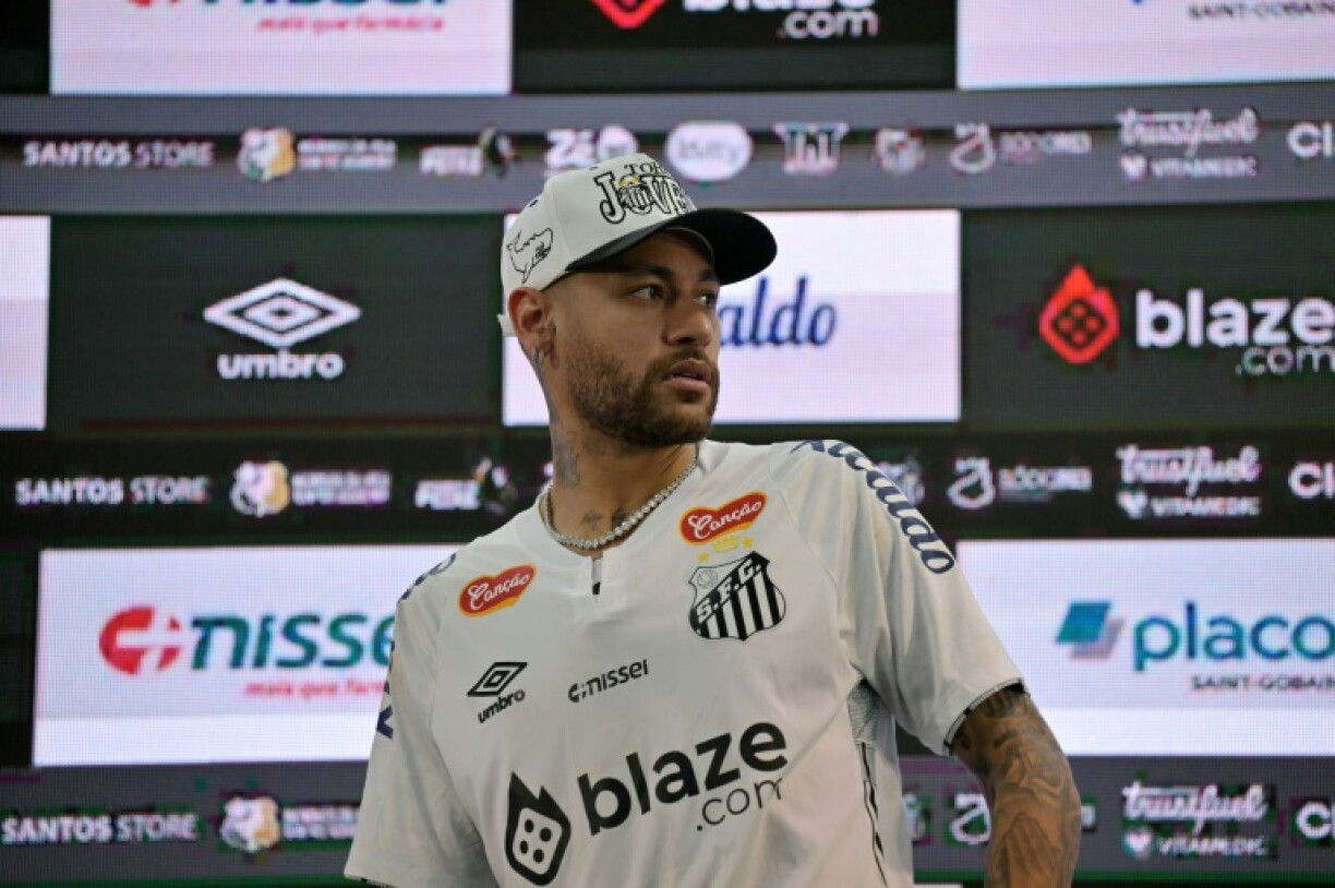 Neymar is set to make his first appearance since returning to Santos this midweek
