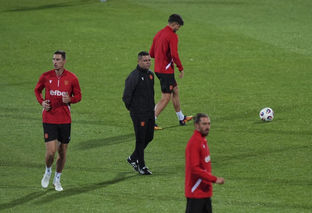 Aleksandar Dimitrov, pictured here in a black tracksuit, has served as Bulgaria’s national team coach since September 2025.