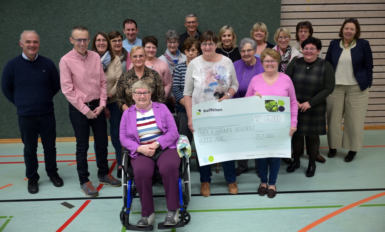 D'Fraen an d'Mammen Heischent spende 4.000 Euro fir d'Blëtz Asbl