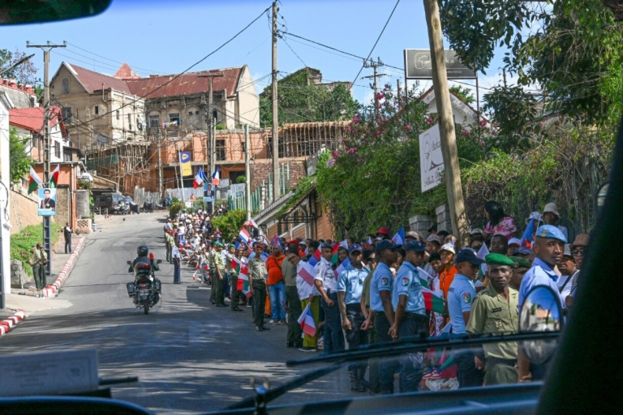 Several projects including a hydroelectric dam were announced aimed at boosting economic cooperation between France and Madagascar