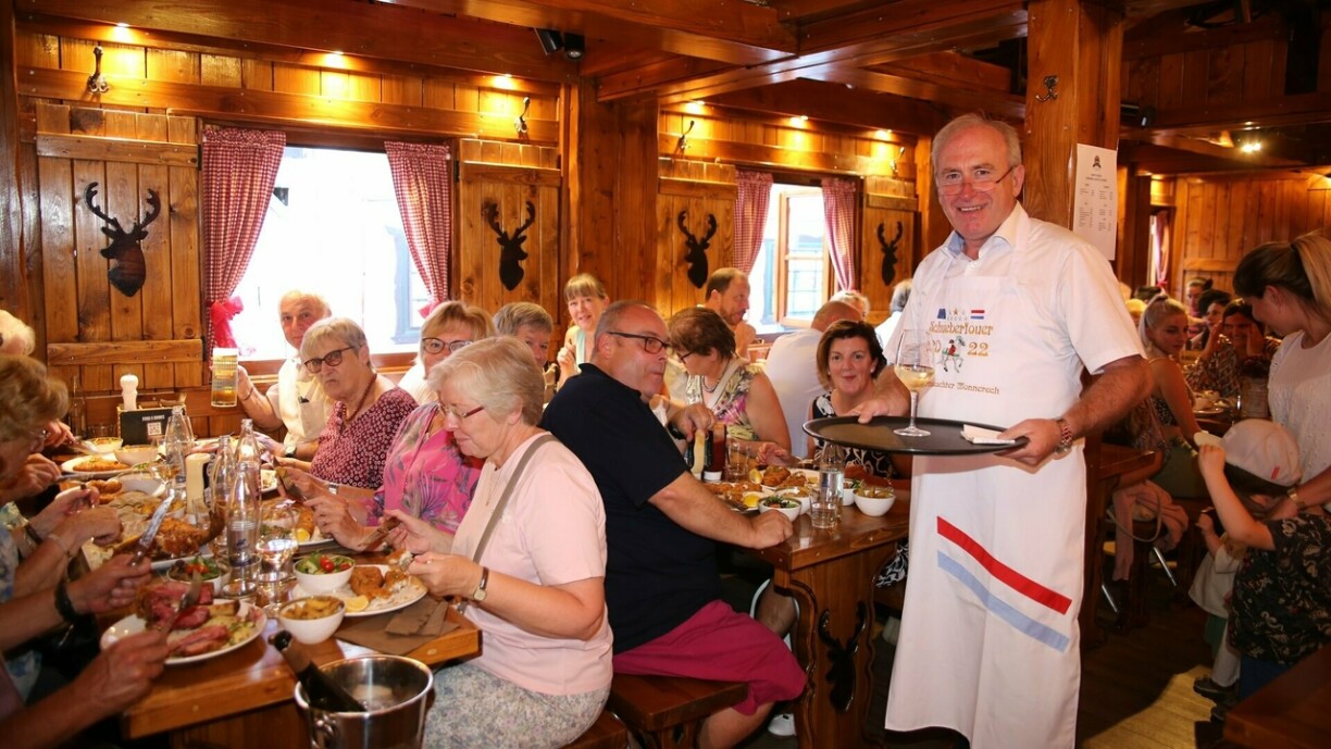Mondercange Mayor Jeannot Fürpass at the 2022 Schuerberfouer Mayors' Day.