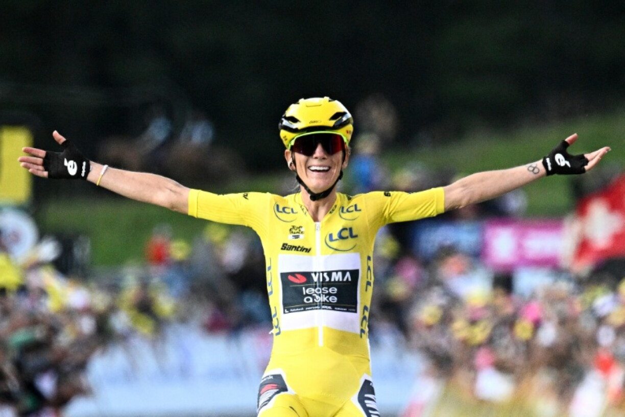 Maillot jaune sur le dos, Pauline Ferrand-Prévot avait éclaboussé le Tour 2025 de son talent, notamment lors de cette victoire à Chatel le 3 août 2025