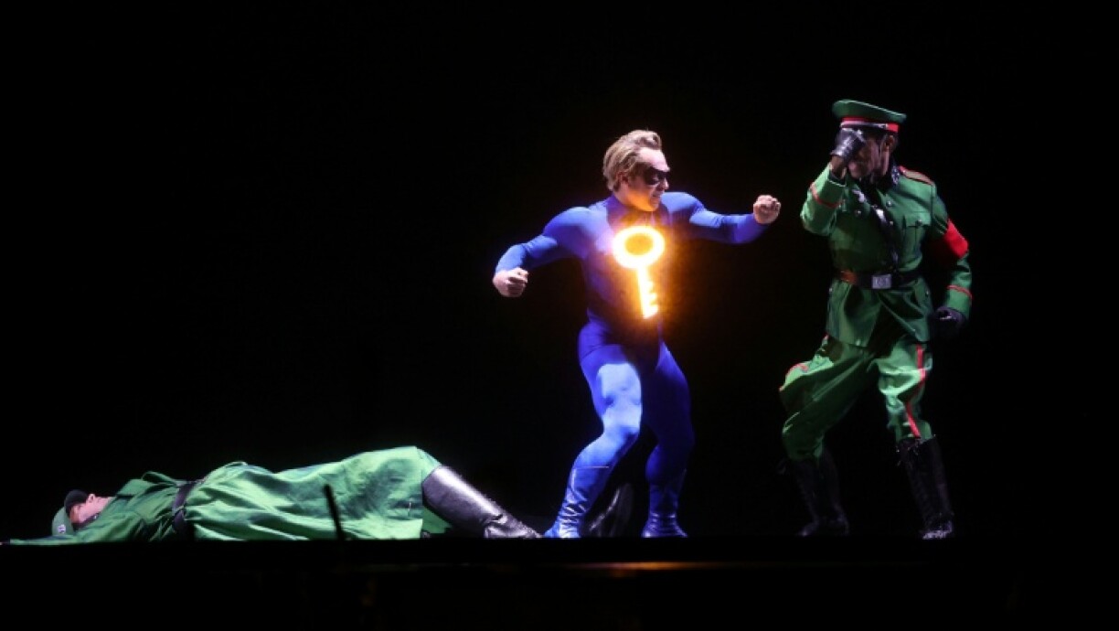 The Escapist (played by Jeremy Rivera) is an anti-fascist superhero in 'The Amazing Adventures of Kavalier & Clay'