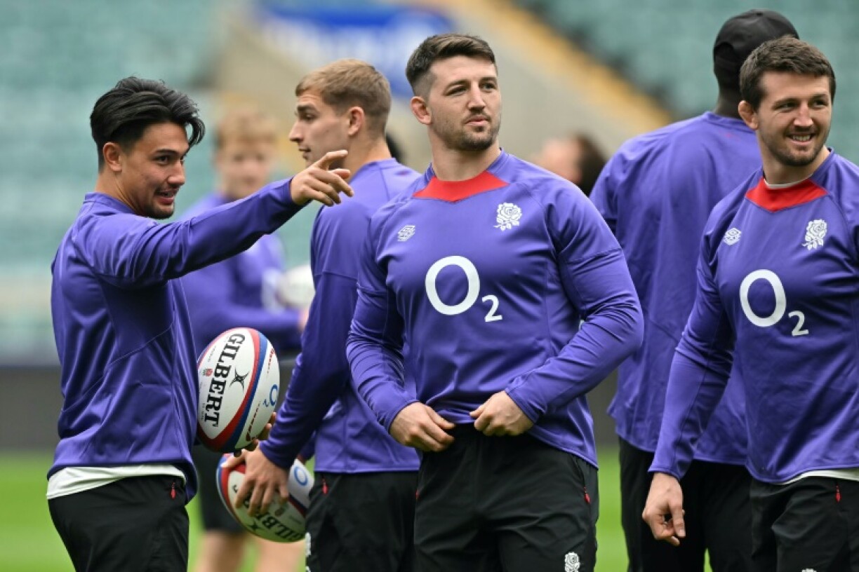Ben Curry (centre) and Tom Curry (right) will both start for England against Ireland in their 2025 Six Nations opener