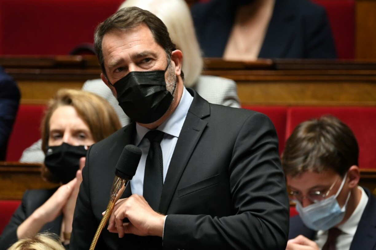 Christophe Castaner, le chef de file de la majorité présidentielle à l'Assemblée nationale, s'exprimant lors d'une session à Paris, le 5 janvier 2022