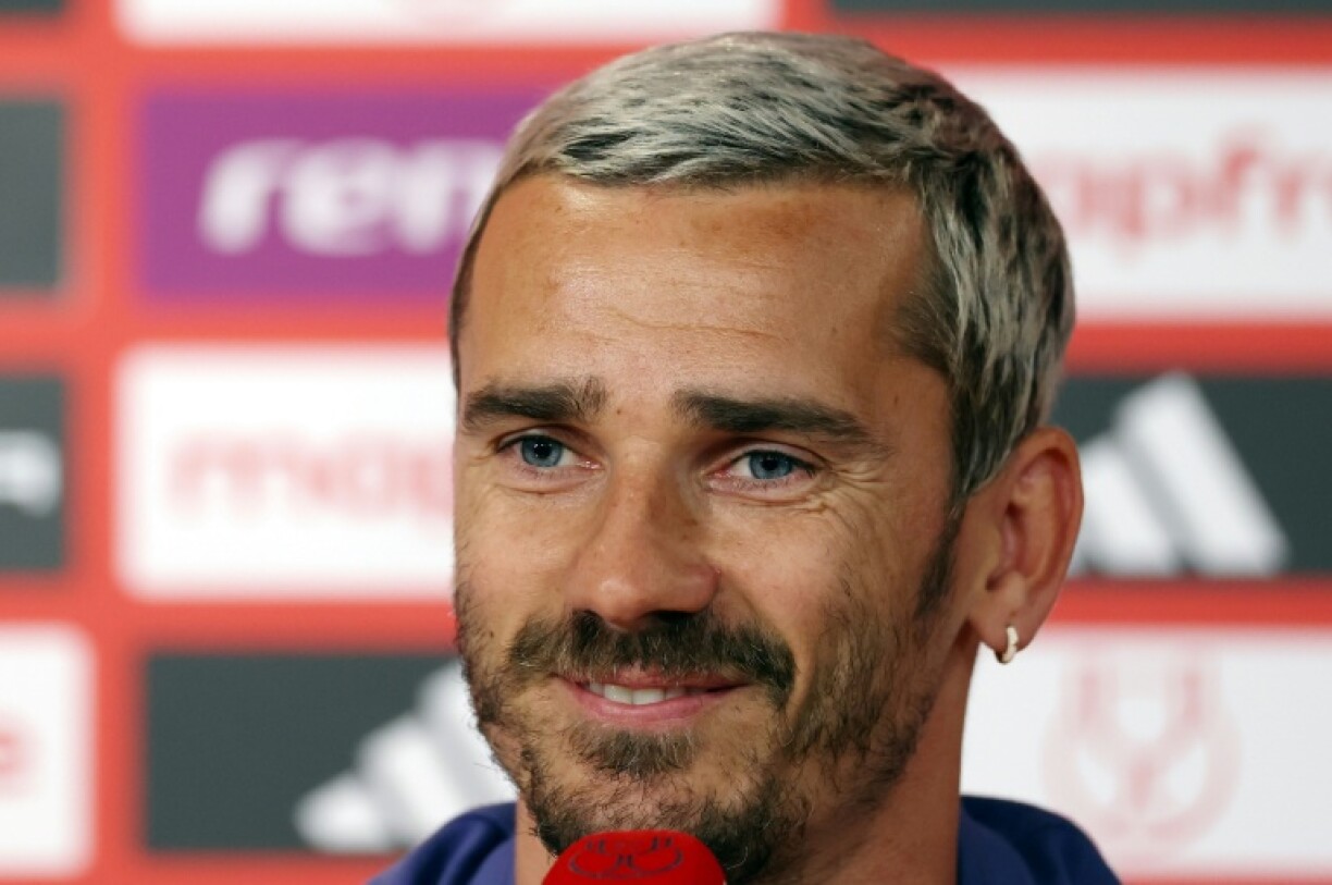 Antoine Griezmann en conférence de presse le 17 avril 2026 à Séville à la veille de la finale de la Coupe du roi face à la Real Sociedad. A 35 ans, l'ex-international français dispute ses derniers matches sous le maillot de l'Atlético Madrid