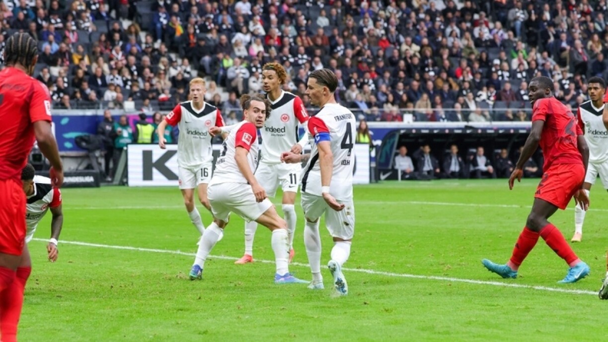 Den Upamecano gläicht fir Bayern aus