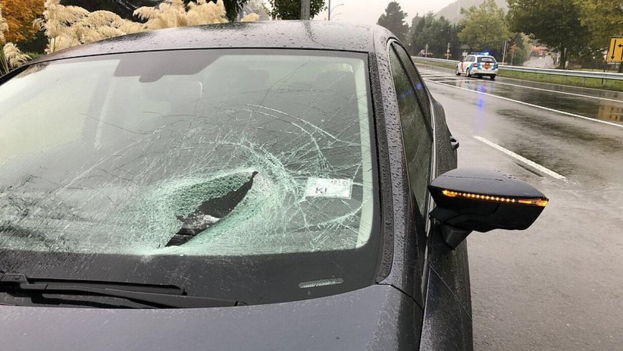 Den 19. Oktober 2021 ass moies eng Foussgängerin ugestouss an uerg blesséiert ginn.