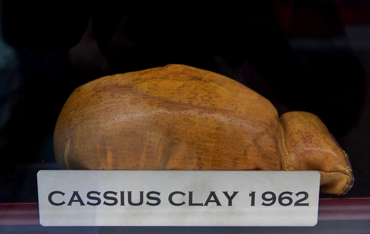 Eng Boxhändsch vun 1962, wéi et nach de Cassius Clay war