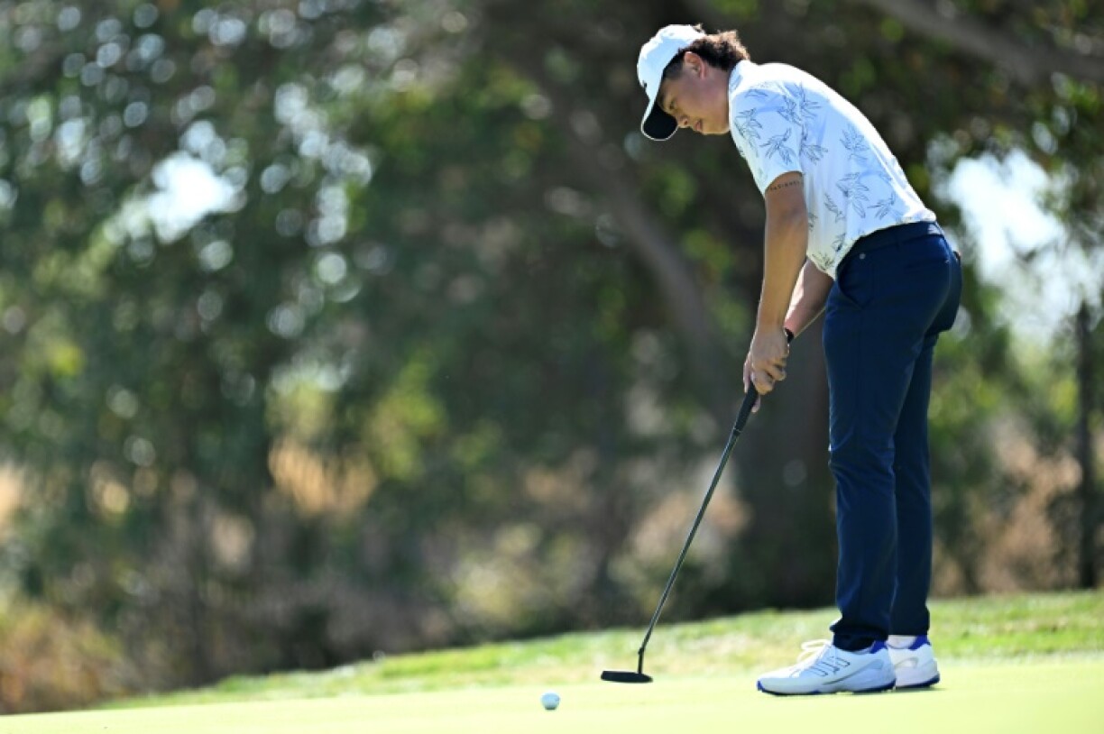 Australian golfer Jeffery Guan lost the sight in his left eye in a freak accident