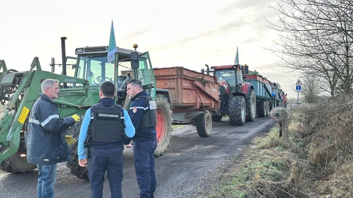 Änlech wéi schonn a Frankräich (wéi hei op der Foto) an an Däitschland wäerten d'Baueren och an der Belsch op ville Plazen de Verkéier blockéieren.