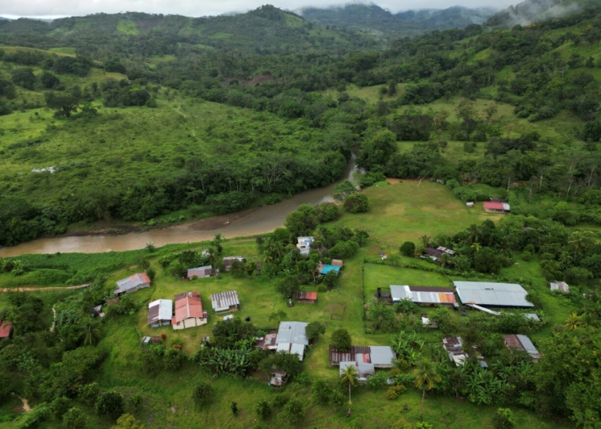 Boca de Uracillo is a remote community of about 200 residents on Panama's Indio River