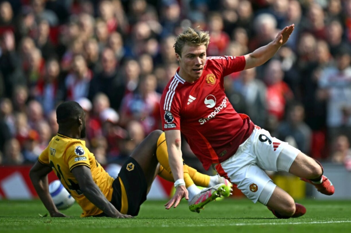 Manchester United crashed to defeat against Wolves at Old Trafford
