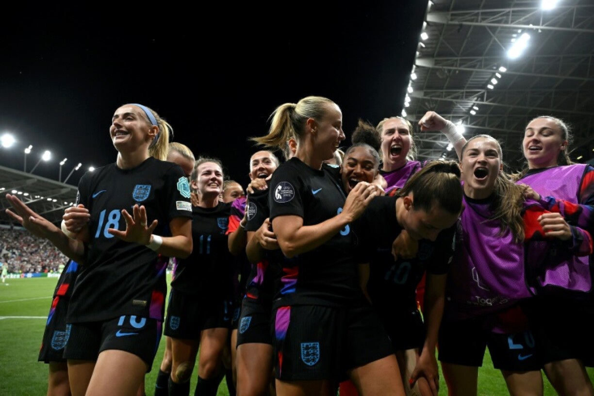 England's players celebrate after beating Italy on Tuesday to reach the Women's Euro 2025 final