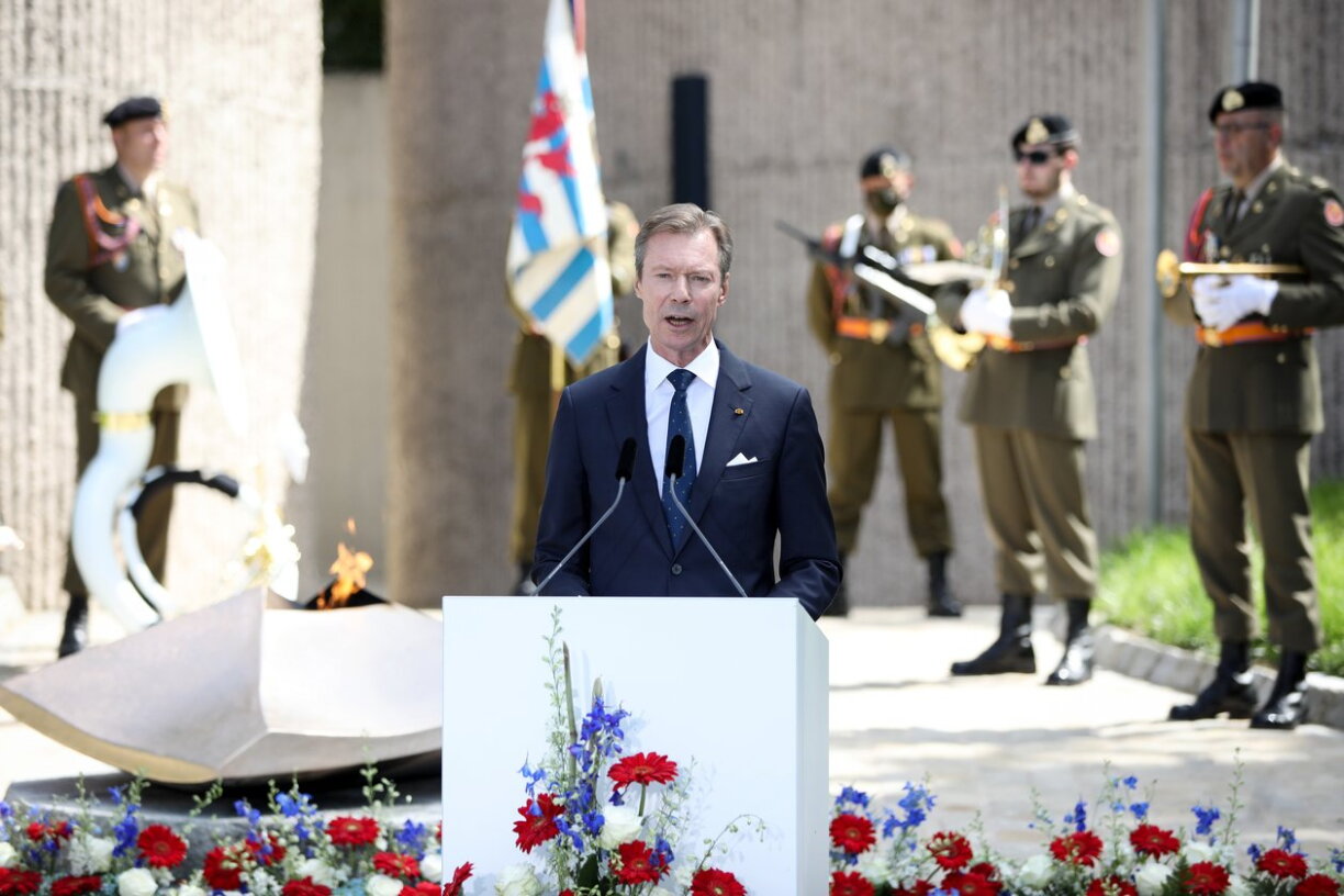 Le Grand-Duc lors de son discours au Monument de la solidarité luxembourgeoise en 2020.