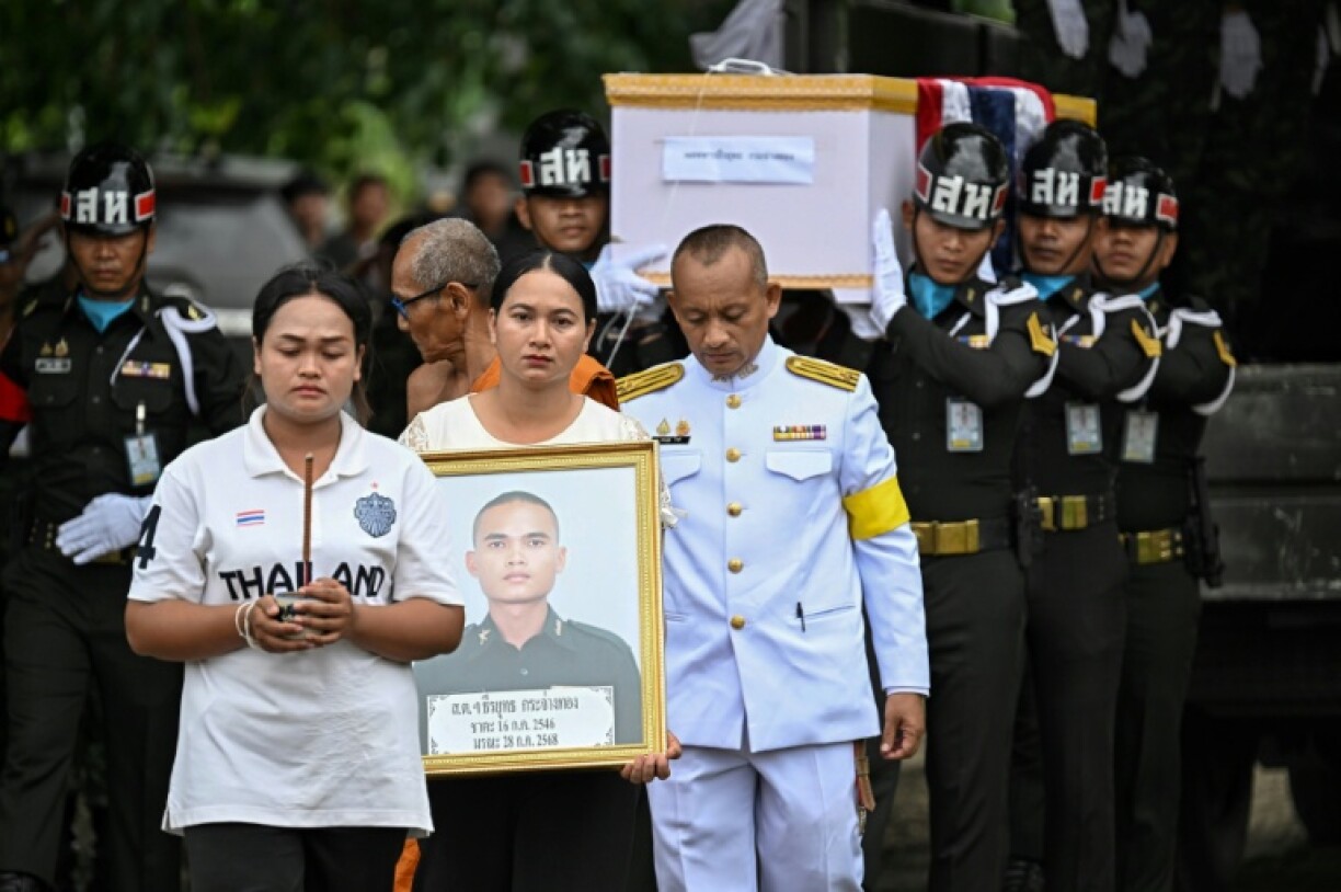 Five days of clashes over ancient temples on the frontier killed at least 43 people on both sides, sending more than 300,000 fleeing