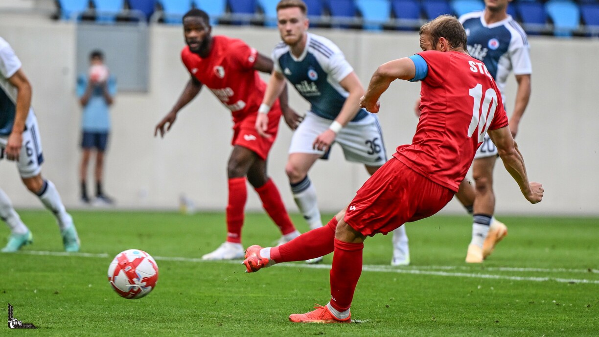 Dominik Stolz a manqué la transformation d’un penalty une semaine après l’échec contre le Slovan Bratislava.