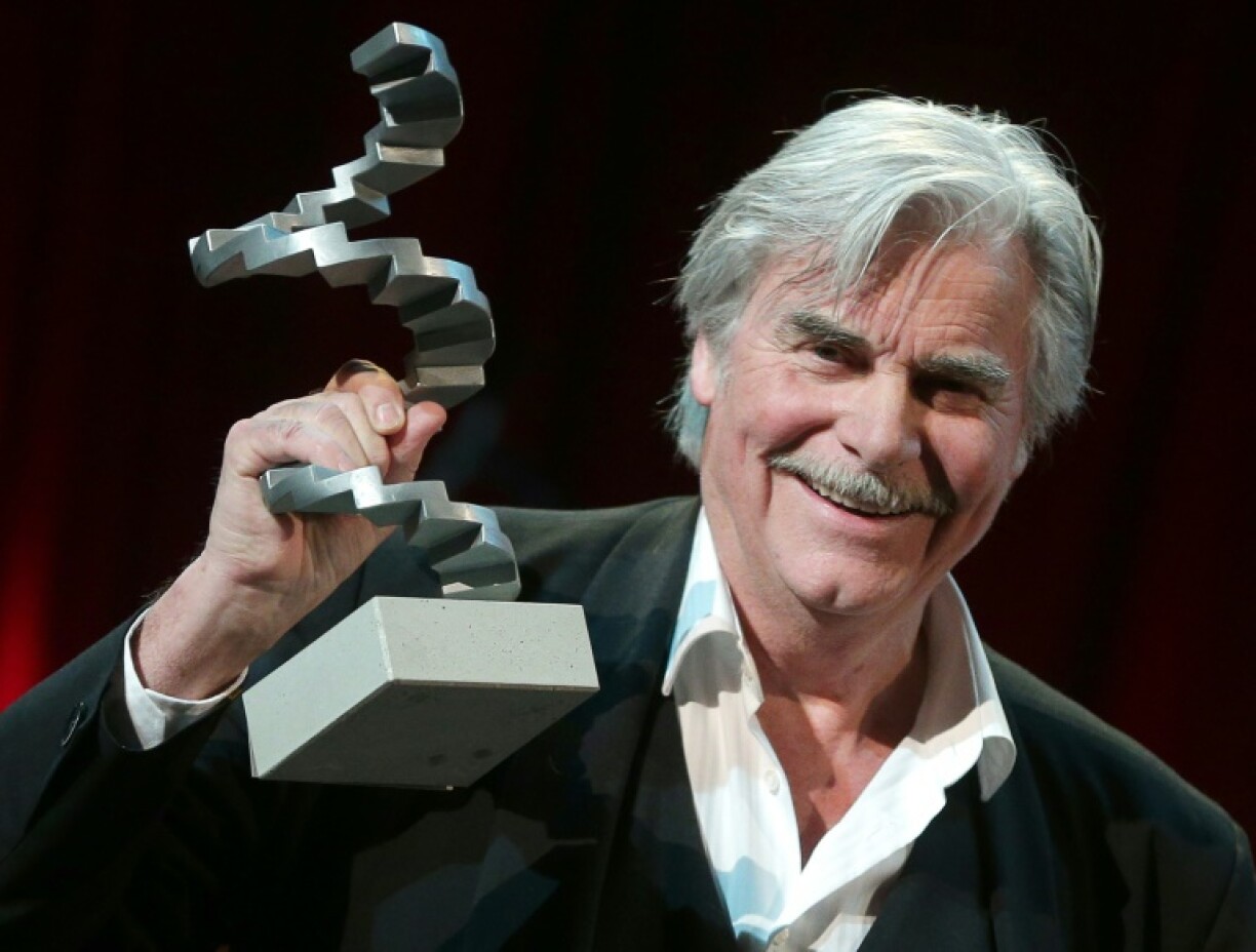 L'acteur autrichien Peter Simonischek reçoit le prix du