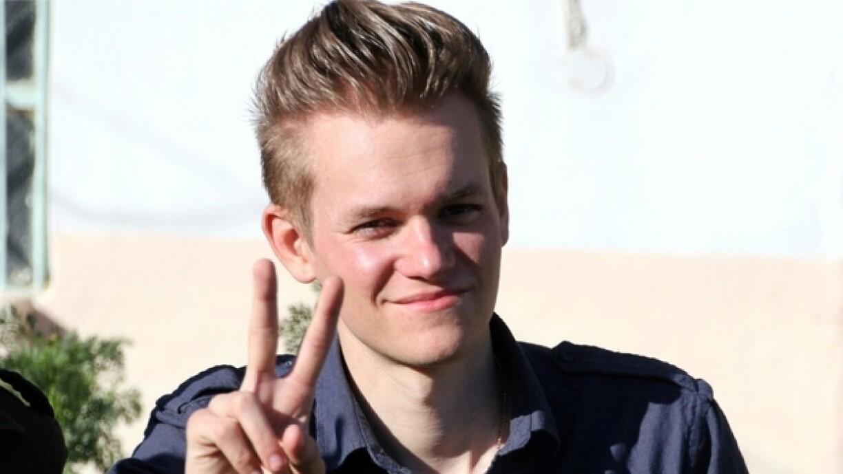 Le journaliste suédois Joakim Medin, arrêté par les autorités turques à Istanbul, photographié le 22 février 2015 à Qamichli, en Syrie, à la suite d'une précédente arrestation