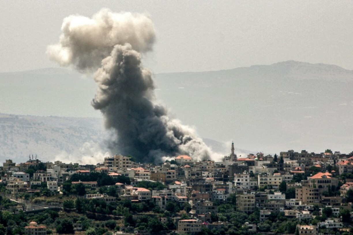 Bombardement israélien sur le village de Khiam, dans le sud du Liban, le 19 juin 2024