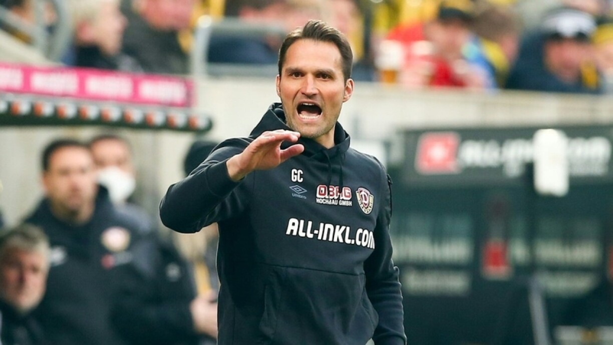 Den Trainer vun Dresden Guerino Capretti.