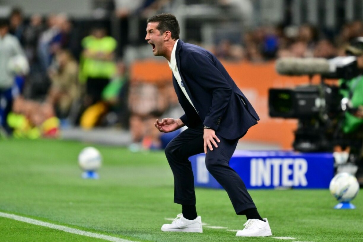 L'entraîneur de l'Inter Milan Cristian Chivu lors du match de la 35e journée du Championnat d'Italie contre Parme le 3 mai 2026 à San Siro