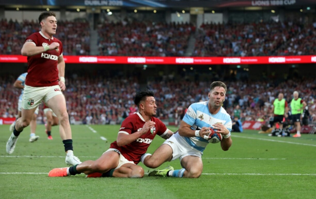 Santiago Cordero scores Argentina's match-clinching try in their 28-24 win over the British and Irish Lions in Dublin