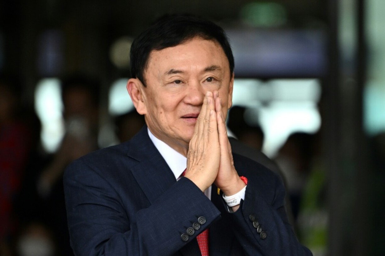 Former Thai prime minister Thaksin Shinawatra apologised Sunday over the deaths of scores of Muslim protesters in the 'Tak Bai' massacre