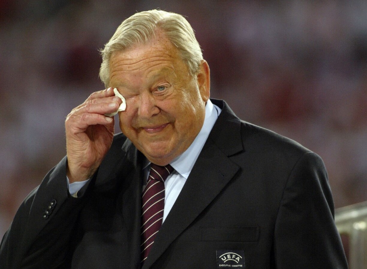 L'ex-président de l'UEFA photographié lors de la finale de l'UEFA Cup entre Middlesbrough et Séville le 10 mai 2006.