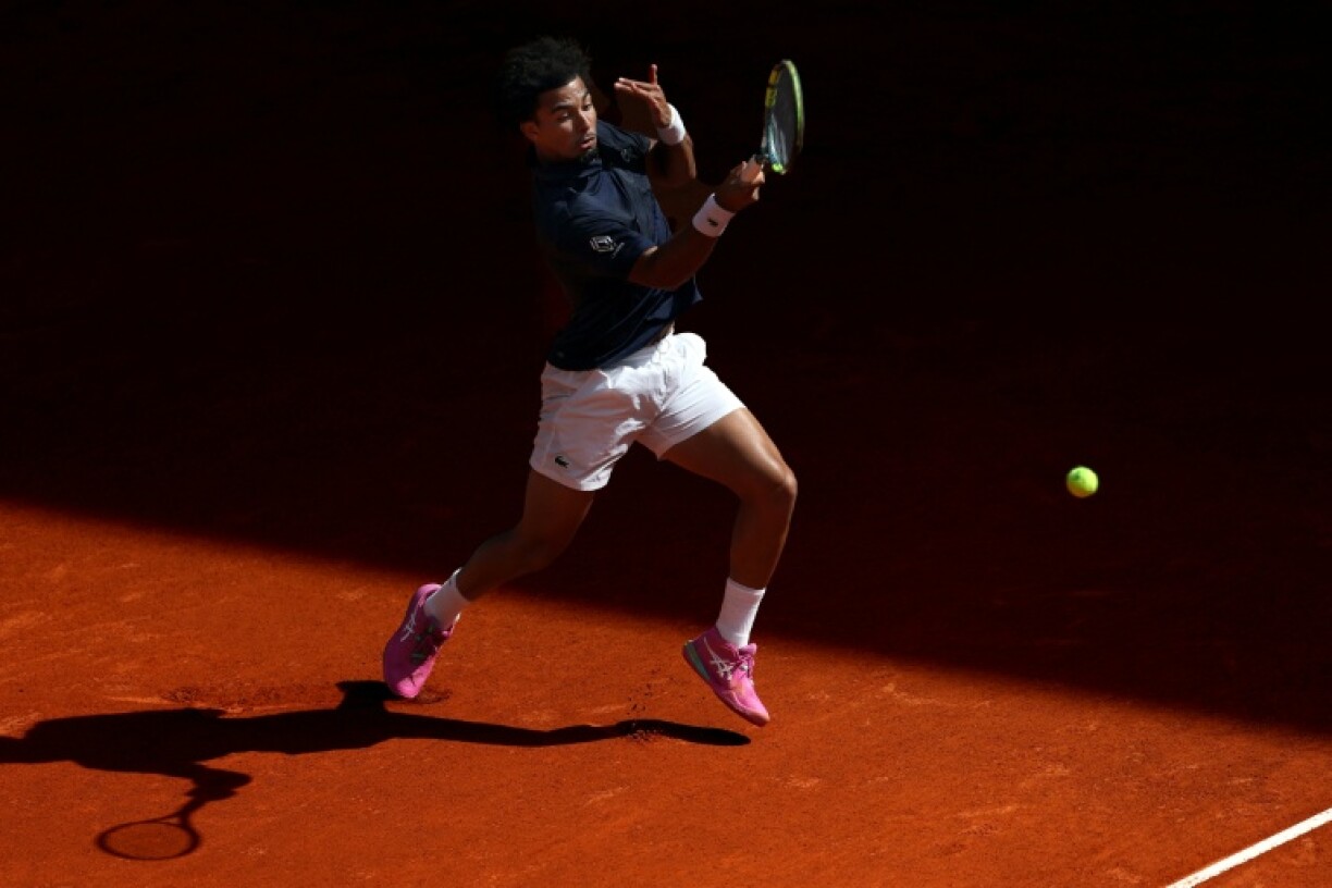 Le Français Arthur Fils en huitièmes de finale du Masters 1000 de Madrid contre l'Argentin Tomas Etcheverry le 28 avril 2026