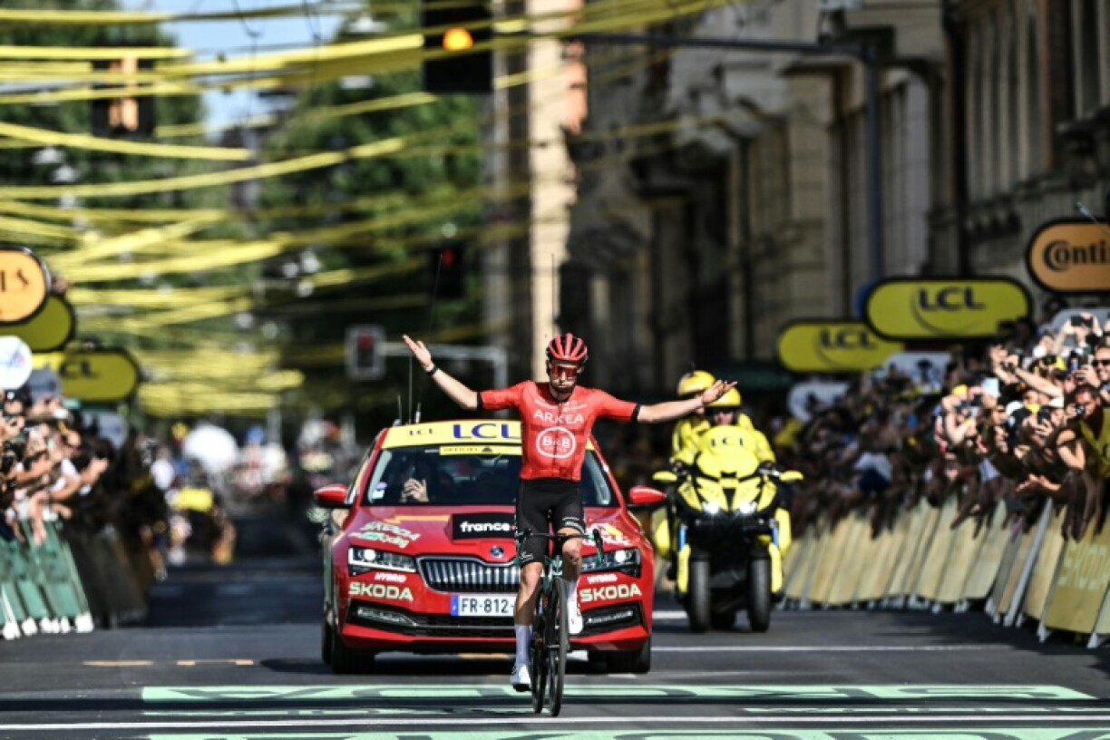 Kévin Vauquelin lors de sa victoire au terme de la 2e étape du Tour de France 2024, le 30 juin 2024 à Bologne, en Italie