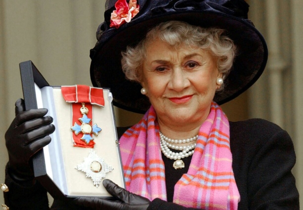 Actress Joan Plowright after being made a Dame at Buckingham Palace in 2004