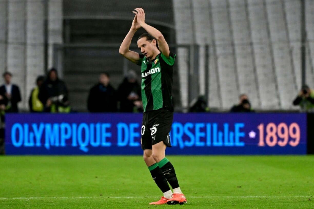 L'avant-centre de Lens Florian Thauvin dépité lors de la défaite 3-1 à Marseille, le 24 janvier 2026