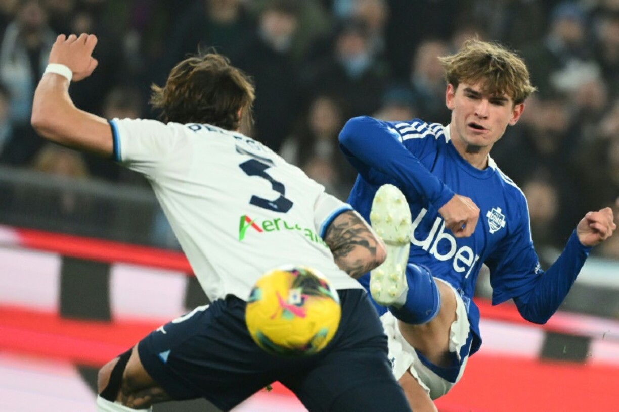 Nico Paz (R) signed for Como from Real Madrid before the start of last season