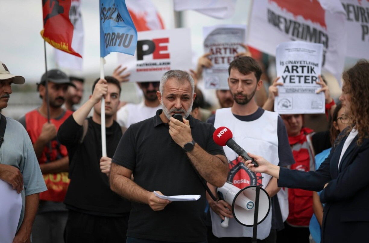 Turkish seafarers have staged protests over increased attacks and accidents in the Black Sea