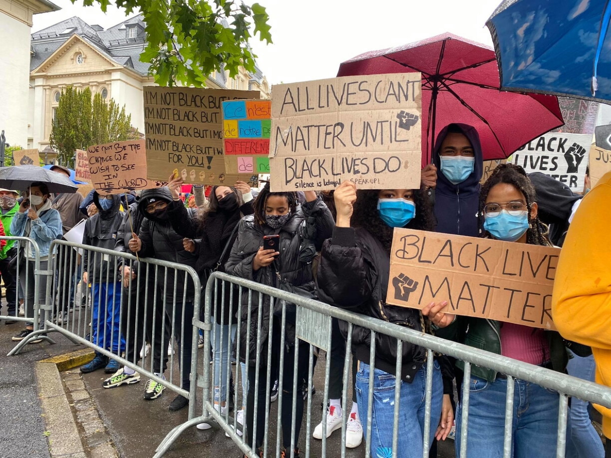 Début juin, plusieurs centaines de personnes s'étaient réunies pour dénoncer les problèmes de discrimination raciale au Luxembourg.