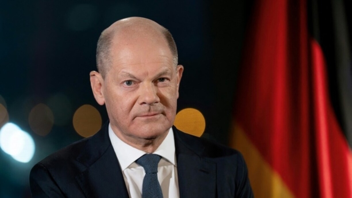 Le chancelier Olaf Scholz dénonce le soutien continu du milliardaire américain Elon Musk au parti d'extrême droite du pays, AfD, à deux mois des élections législatives