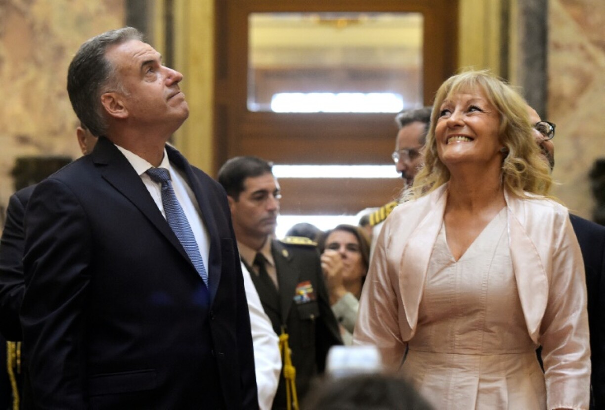 New Uruguayan president Yamandu Orsi (L) and Vice President Carolina Cosse attend a swearing-in ceremony at the Legislative Palace in Montevideo on March 1, 2025