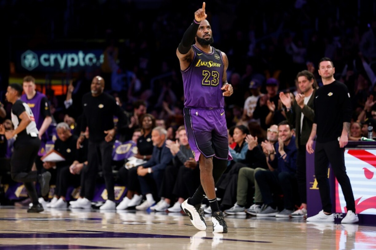 LeBron James of the Los Angeles Lakers set an NBA record for most 30-point games in a victory over Atlanta