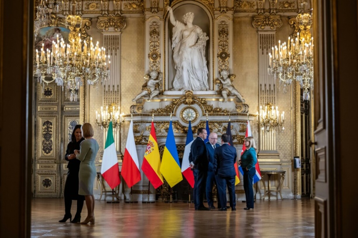 Some European foreign ministers had already gathered to discuss Ukraine on Wednesday in Paris