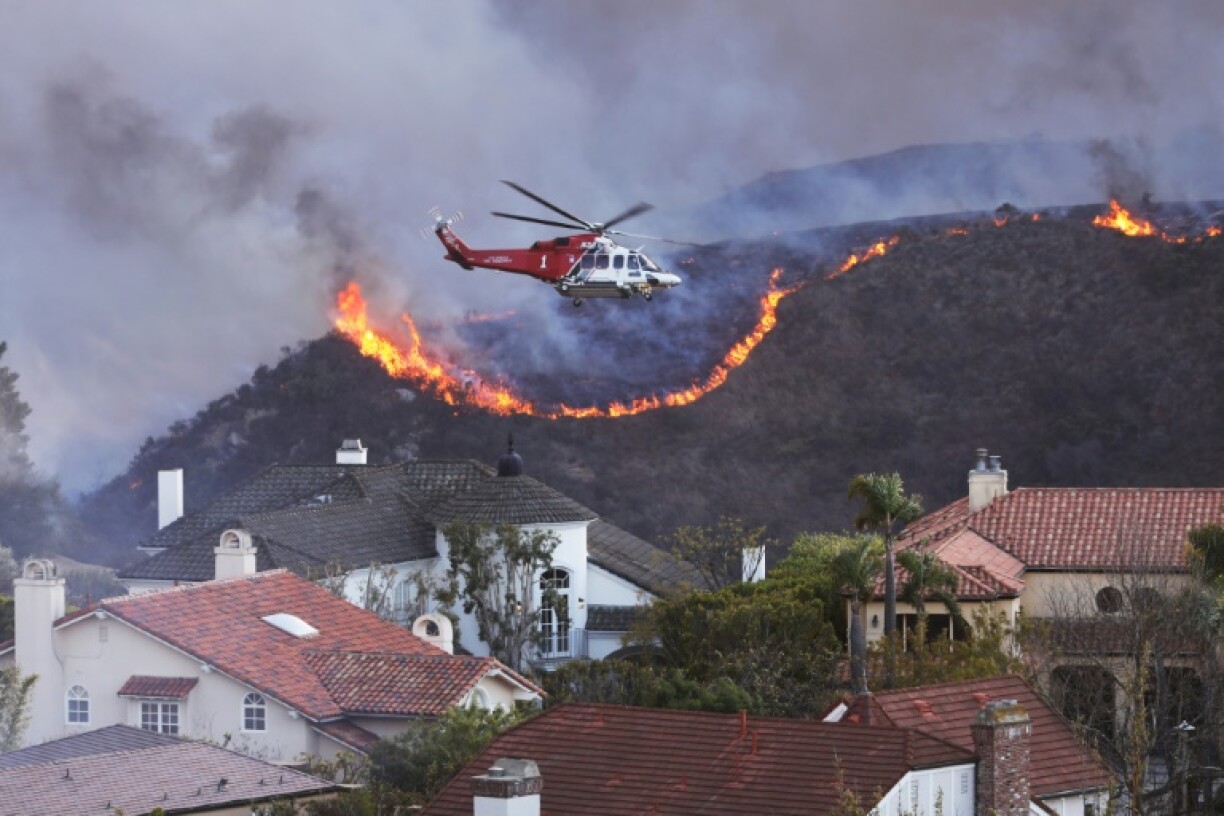 Flames are threatening thousands of homes