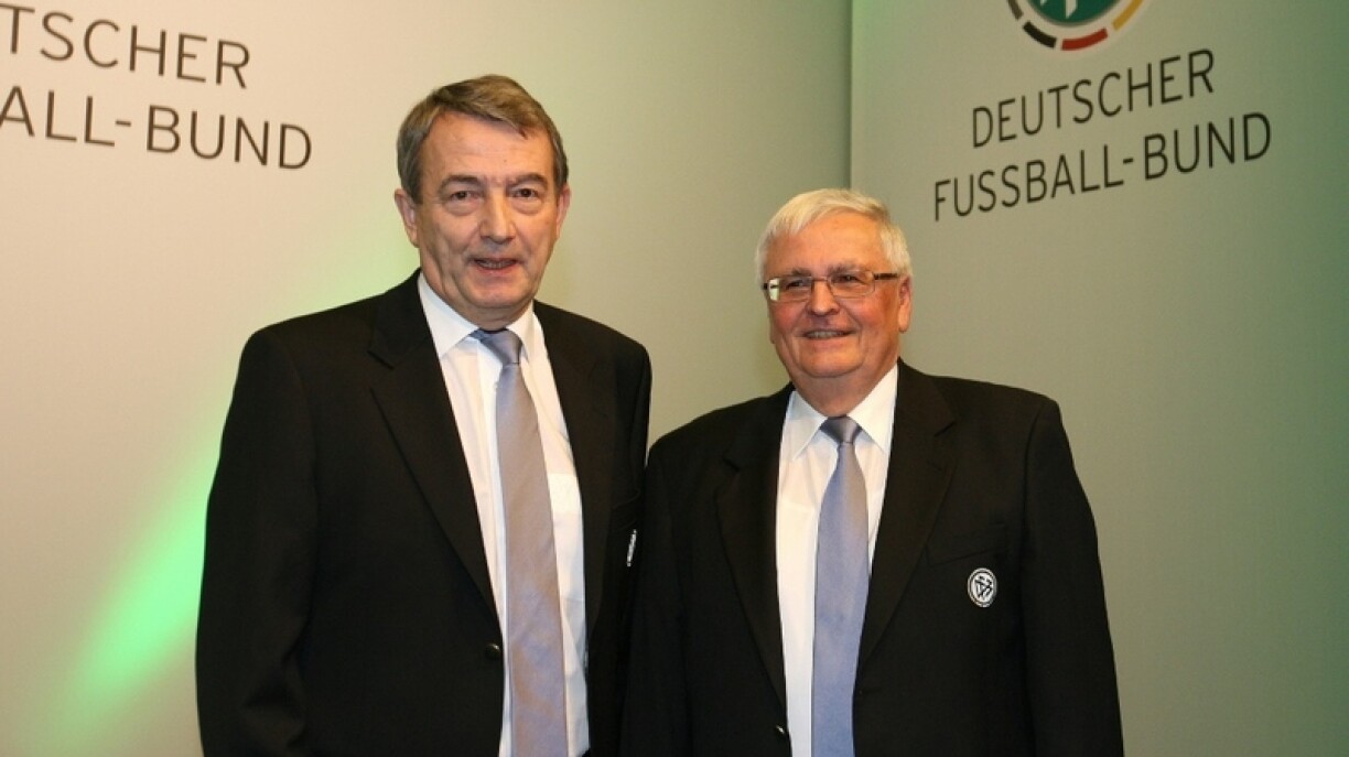 Wolfgang Niersbach (lénks), Theo Zwanziger (riets)