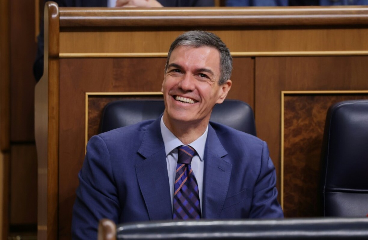 Le Premier ministre espagnol Pedro Sanchez devant le Parlement à Madrid le 25 mars 2026