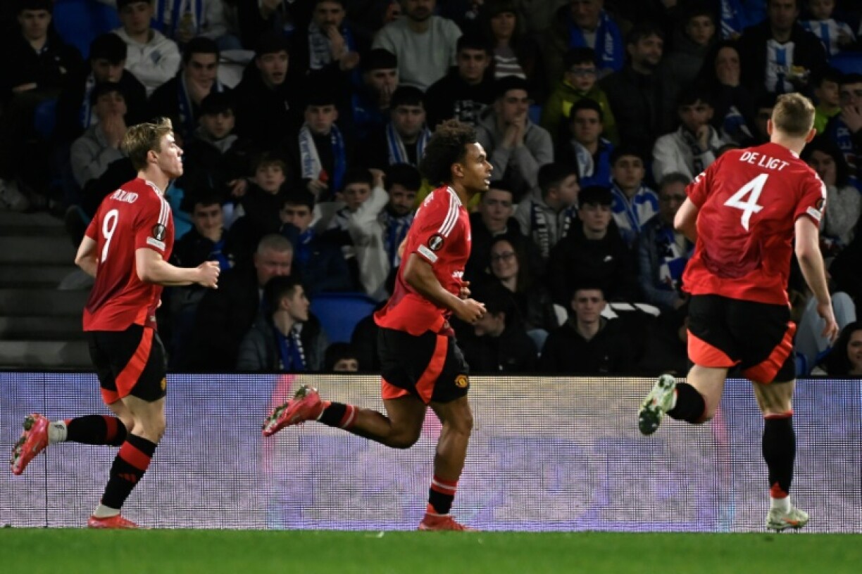Joshua Zirkzee (C) put United in front before Real Sociedad equalised with a penalty