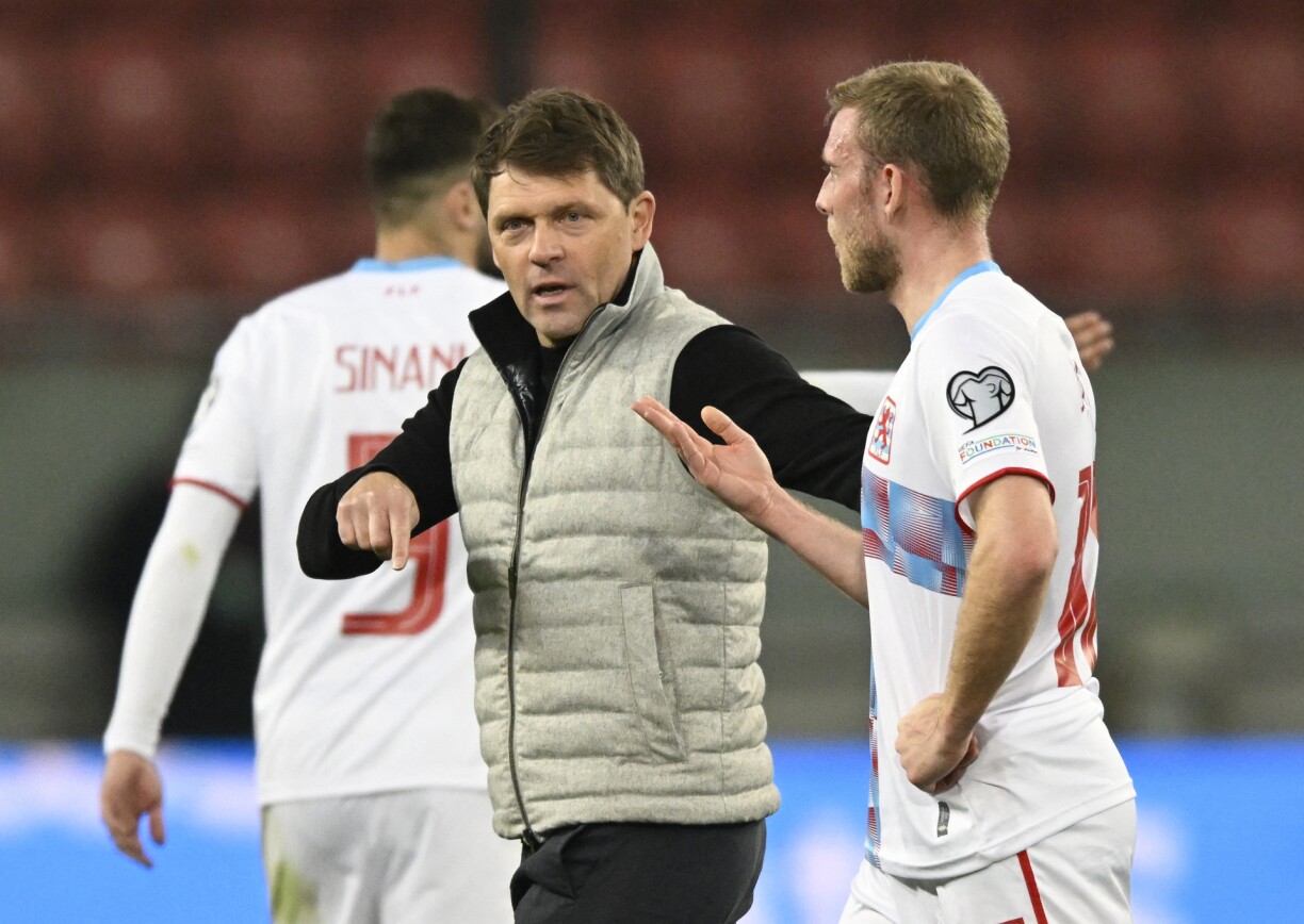 Luc Holtz, le sélectionneur du Luxembourg, s'est dit satisfait du nul en Slovaquie, même si la prestation de son équipe