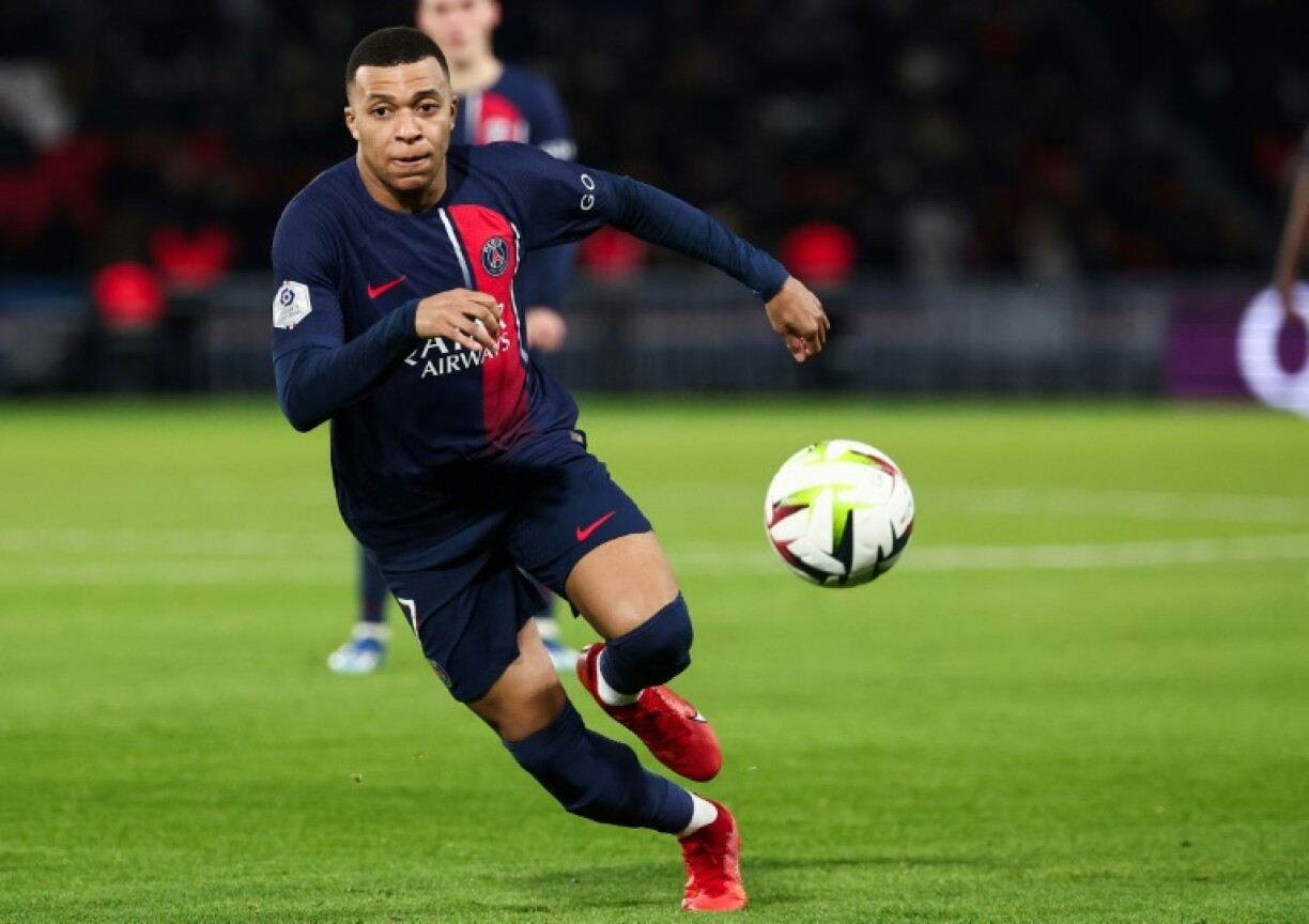 Kylian Mbappé, l'attaquant du PSG, au cours du match de Ligue 1 contre Metz le 20 décembre 2023 au Parc des Princes à Paris