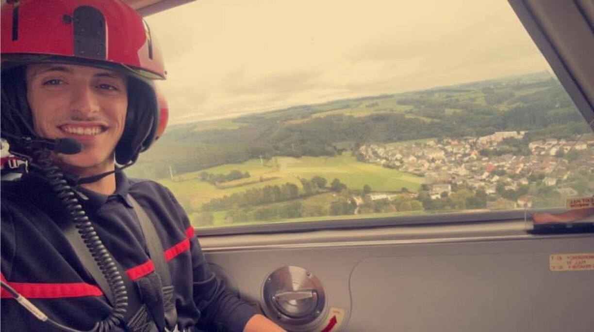 No engem Asaz: de Silva Duarte am Rettungshelikopter um Wee zréck.