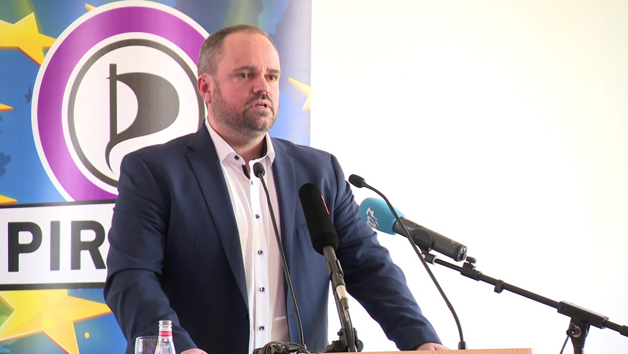 Pirate MP Marc Goergen has accused the operators of the MALT language app of falsifying documents.